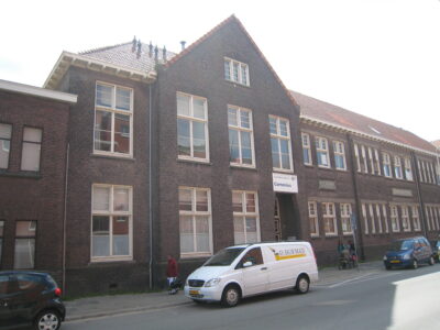 herkomst: F. Dede    datum: 4 mei 2011