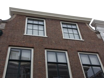 2014-12-02-korte-molenstraat-23-25-geveltop