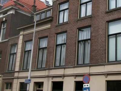 linkerhelft is Laan van Meerdervoort 11