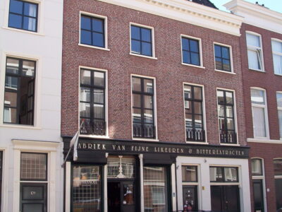 Herkomst: J.Vrolijk   datum: juli 2004