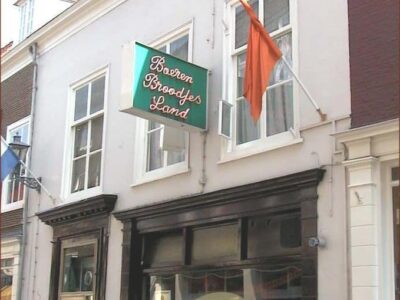 Herkomst: J.Vrolijk   datum: 15-3-2000