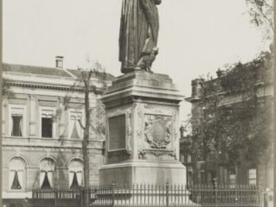 plein-gedenkmonument-2