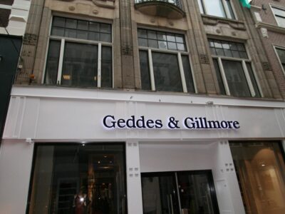 Opname D. Valentijn, 31 augustus 2006. Opname is vertekend door gebruik van zware groothoeklens.