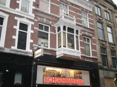 Opname D. Valentijn, 31 augustus 2006. Gefotografeerd met super-groothoeklens waardoor vertekening is ontstaan.